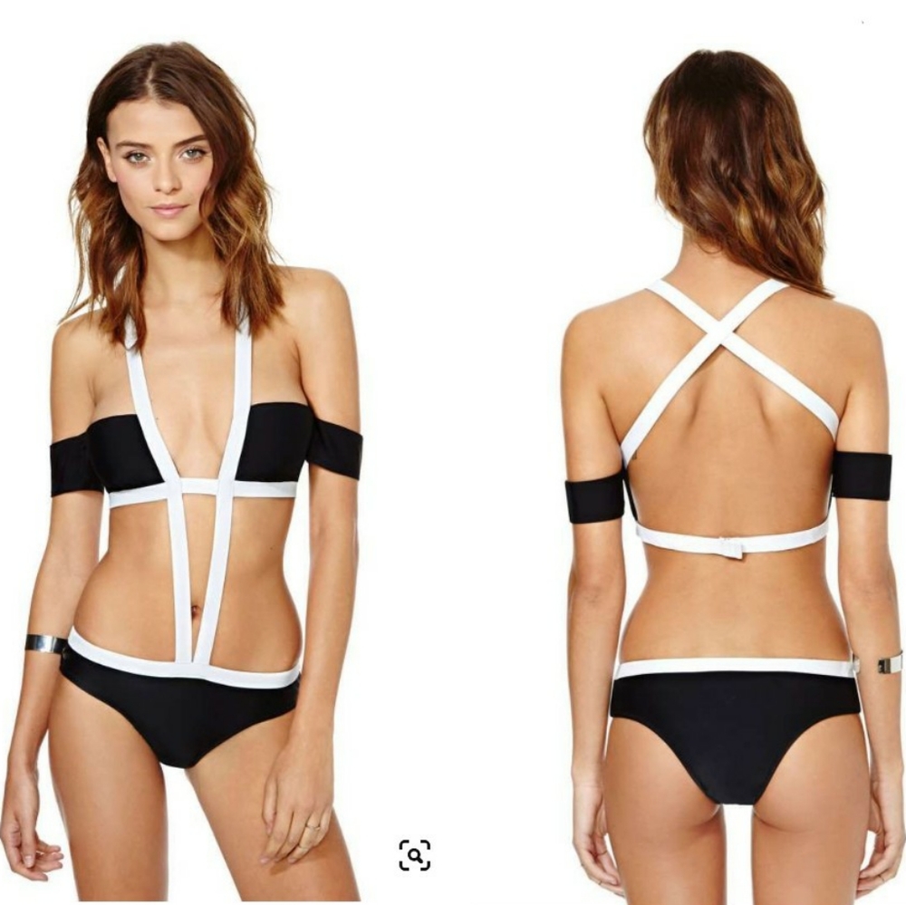 RARE NASTY GAL VICE VERSA SWIM SUIT SMALL
